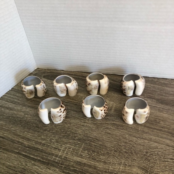 Set of Seven Cowrie Shell Napkin Rings - Picture 6 of 9